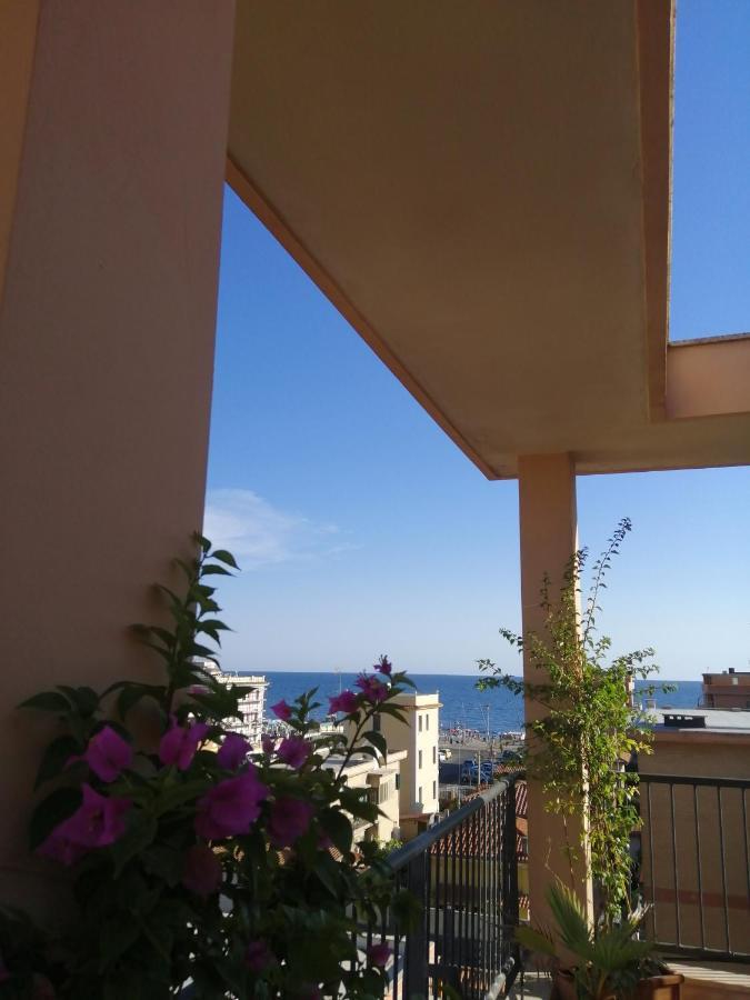 Apartment Sea View Penthouse With Beautiful Terrace - Casa Verdi Jayanti *