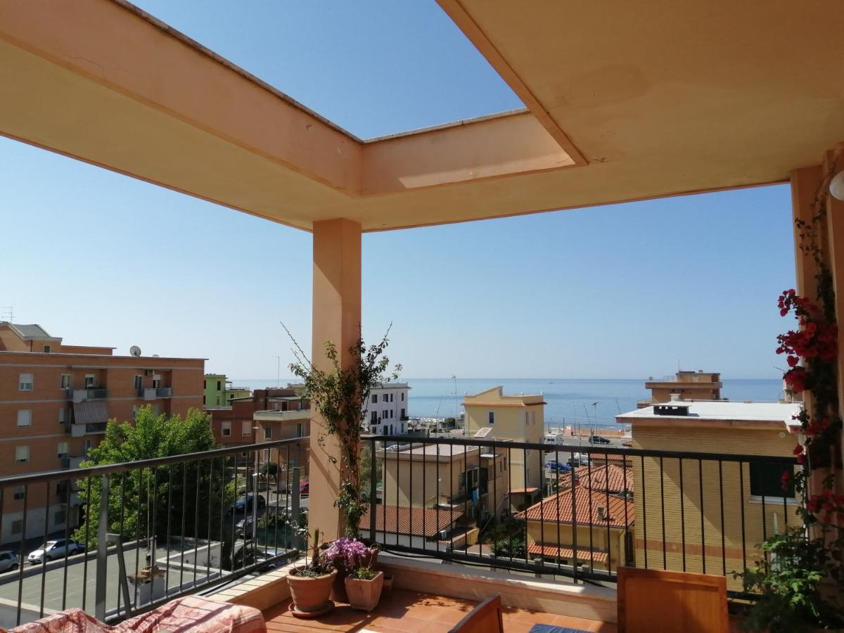 Sea View Penthouse With Beautiful Terrace - Casa Verdi Jayanti Apartment